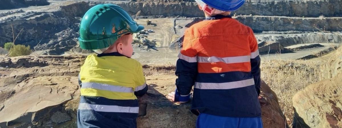 Kids at Linwood Quarry Community Open Day