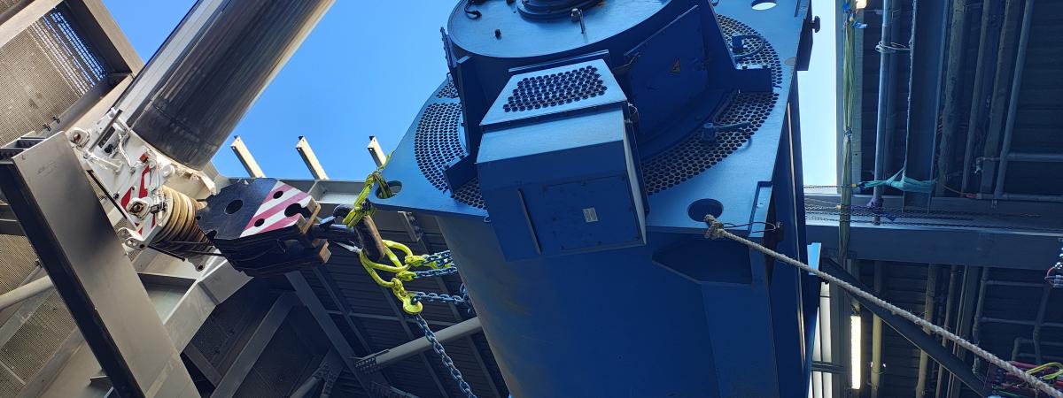 Blue motor mill at Geeling Clinker Grinding Facility