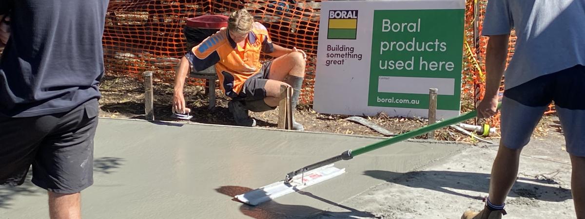 Students at Wauchope TAFE learn to pour concrete