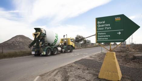 Boral Quarries Deer Park sign with agi concrete truck