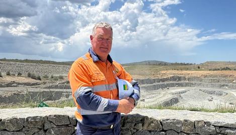 Boral employee Frank Lourey in PPE standing at quarry site