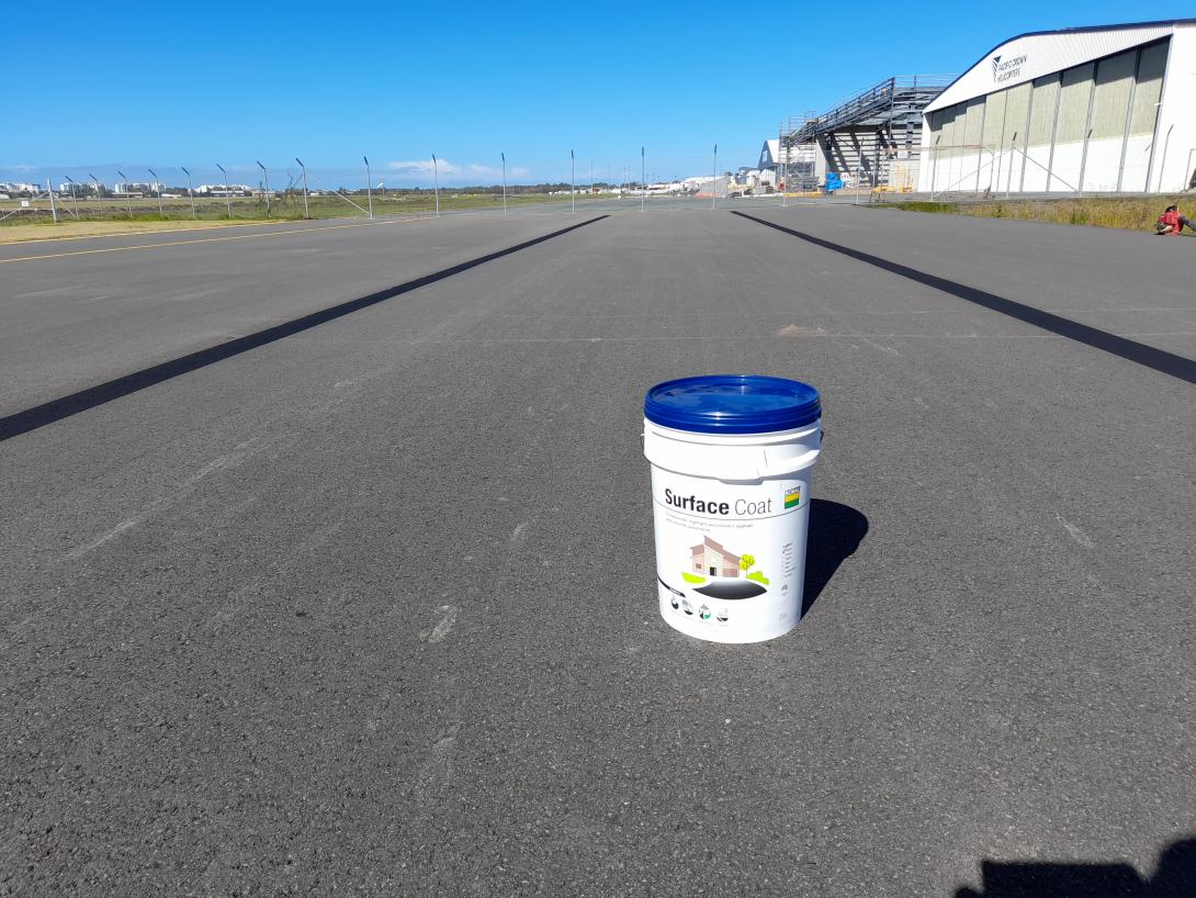 Surface Coat at Sunshine Coast Airport taxiway joint sealing