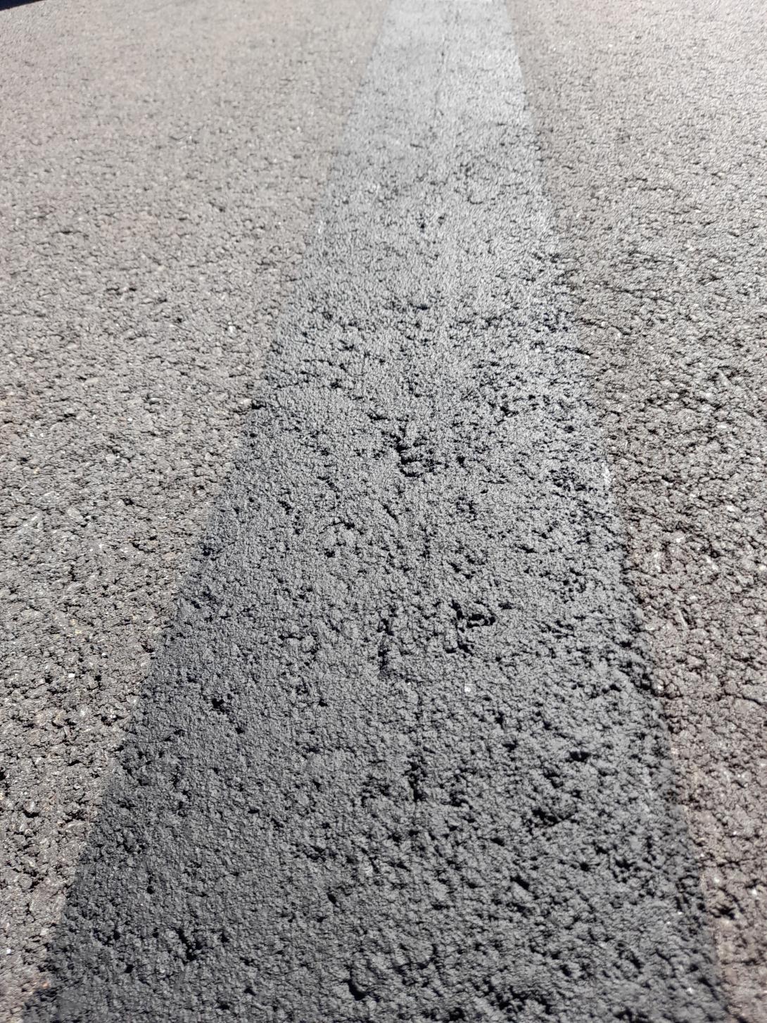 Surface Coat at Sunshine Coast Airport taxiway joint sealing