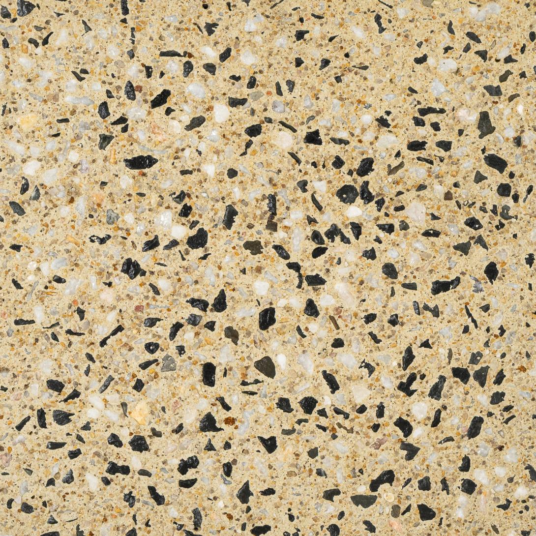 Crusader – Exposé® exposed aggregate concrete in soft off-white tone with natural aggregates, ideal for driveways, patios and paths