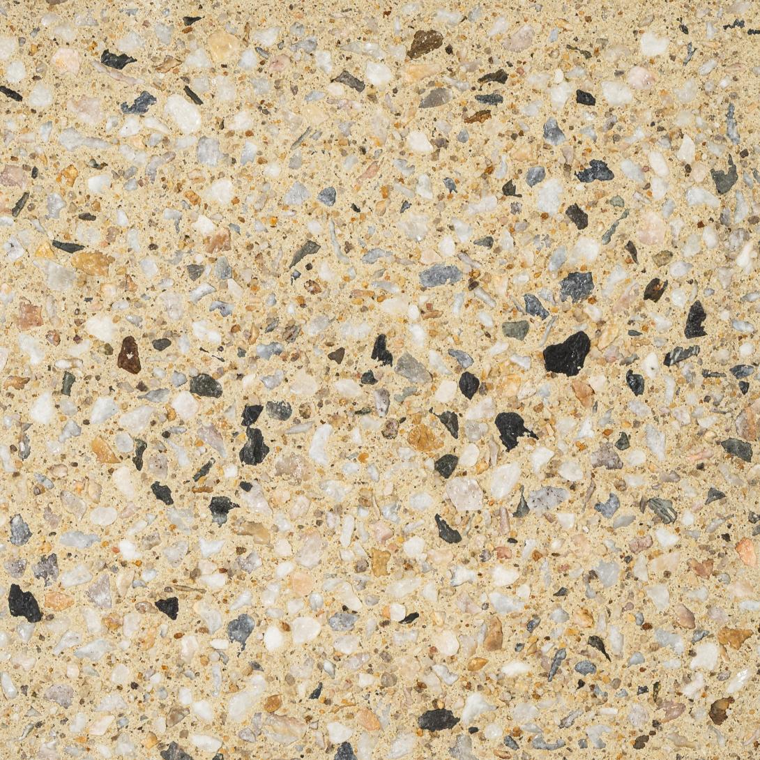 Fossil – Exposé® exposed aggregate concrete in pale stone-grey tone with natural aggregates, ideal for driveways, patios and paths