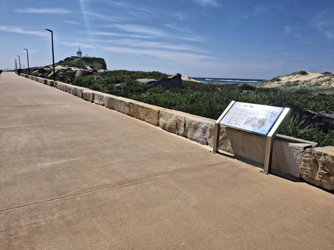 Macquarie Pier, Nobbys Breakwall - Envisia Colori Sandstone 40MPa