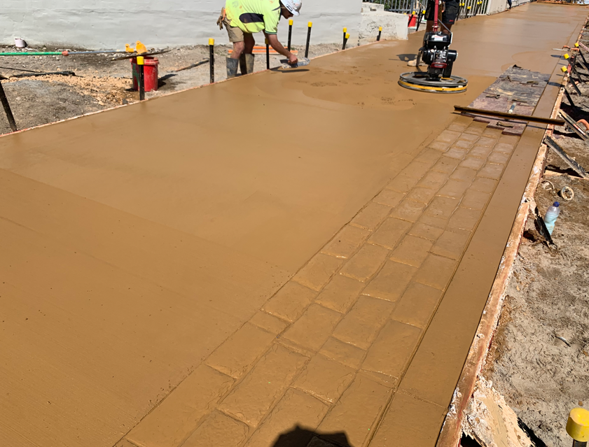Macquarie Pier, Nobbys Breakwall - Envisia Colori Sandstone 40MPa